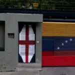 Leopoldo López denunció que funcionarios del Sebin ingresaron por la fuerza a su casa en Caracas|