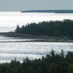 Derriban objeto deconocido en forma de octágono en un lago ubicado entre EEUU y Canadá este 12feb