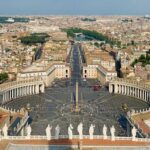 El Vaticano permitirá el bautismo a personas transexuales "bajo ciertas condiciones"