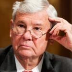 Murió, este martes 16 de abril, el exsenador y exgobernador de Florida Bob Graham a sus 87 años de edad...............