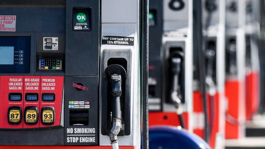 En lo que va de junio cayó el precio promedio de la gasolina en EEUU, porque según expertos la demanda de este combustible estado más "floja"
